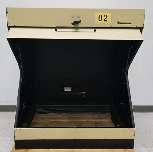 Used Karl Suss Dark Box