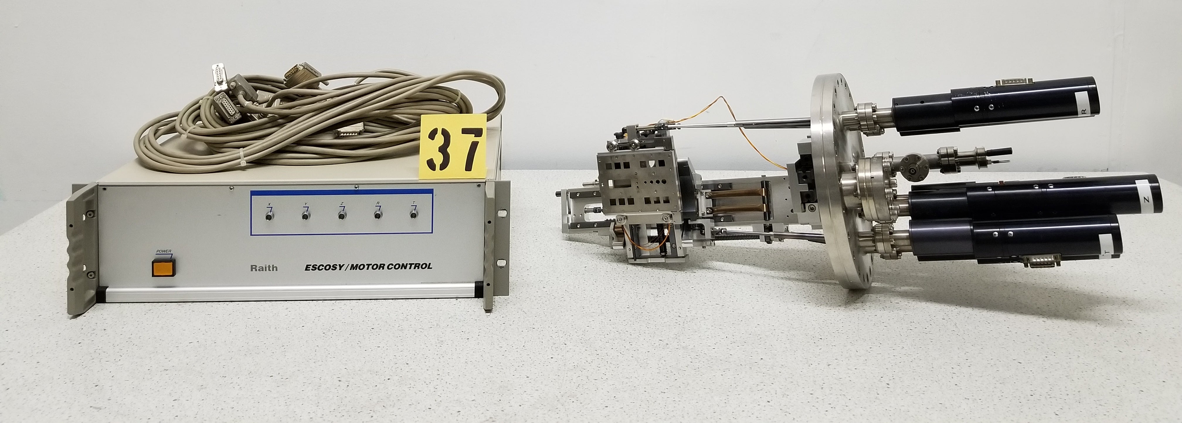 Used Raith ESCOSY HIGH VACUUM MANIPULATOR