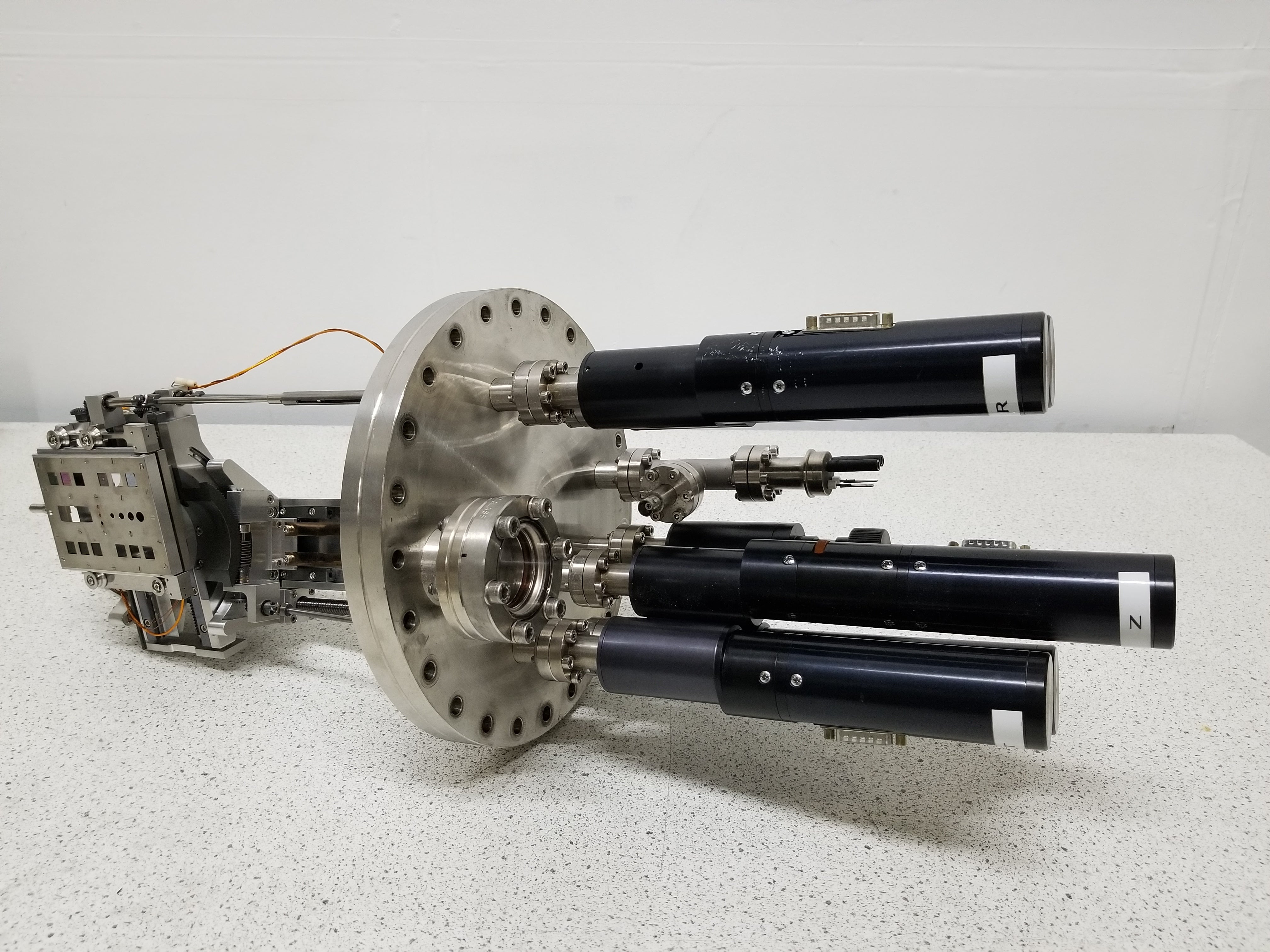 Used Raith ESCOSY HIGH VACUUM MANIPULATOR