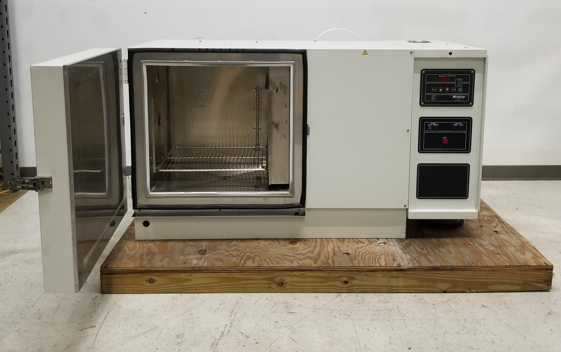 Tenney BTRC Benchtop Temperature Humidity Test Chamber