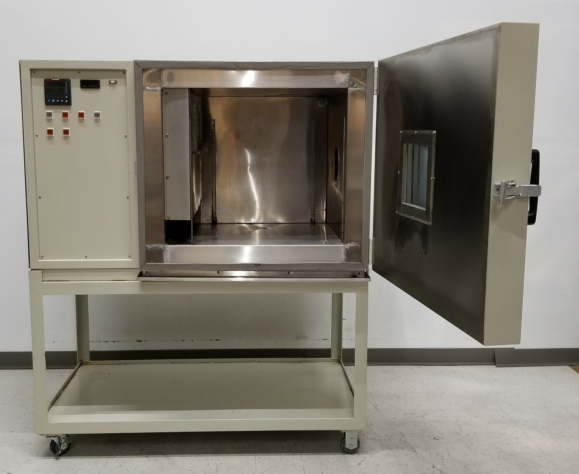 Used Associated Environmental BHD-508 Temperature Humidity Chamber