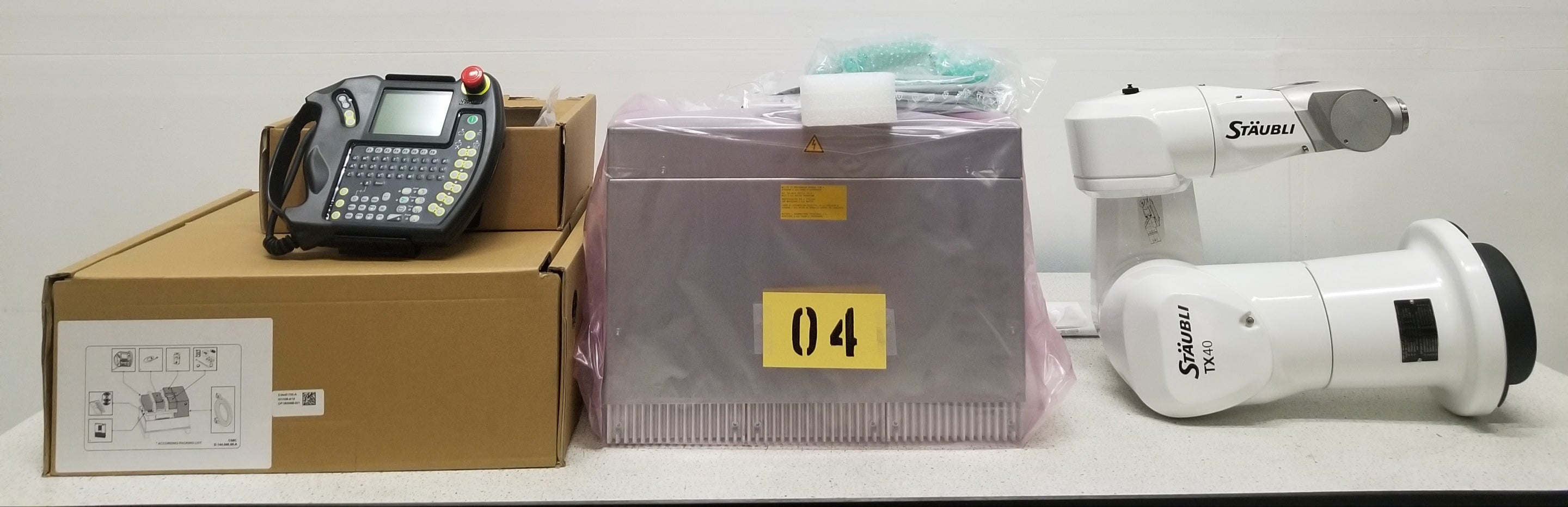 New Staubli TX40-SCR-CS8C Robot with Controller