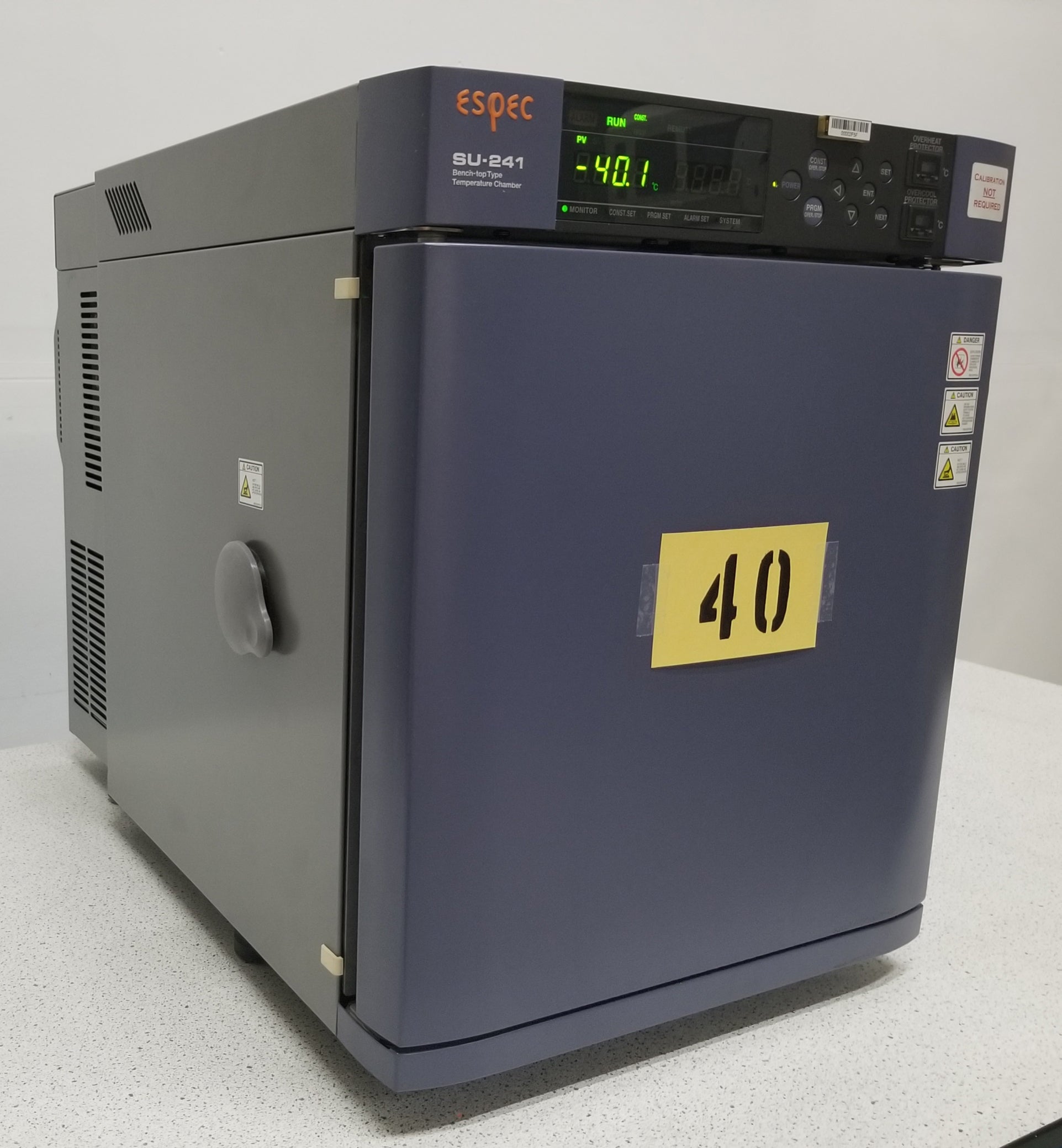 Used Espec SU 241 Bench-Top Temperature Chamber -40°C to +150°C