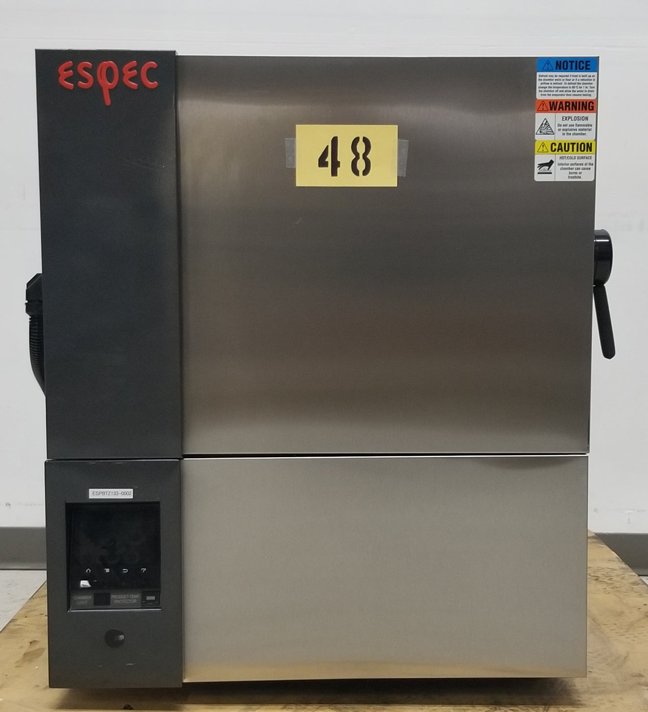 Used Espec BTZ-133 Benchtop Temperature Chamber -70° to +180°C