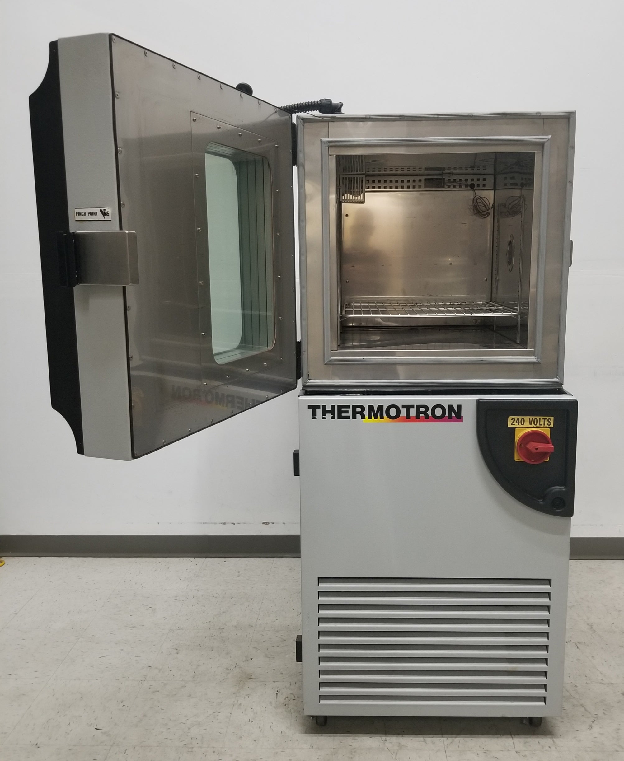 Used Thermotron S-4-3800 Temperature Chamber -70°C to +180°C