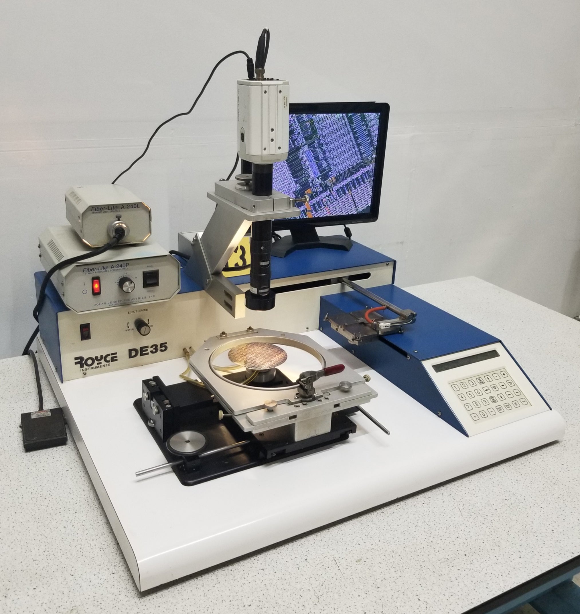 Used Royce DE35 Pick and Place System