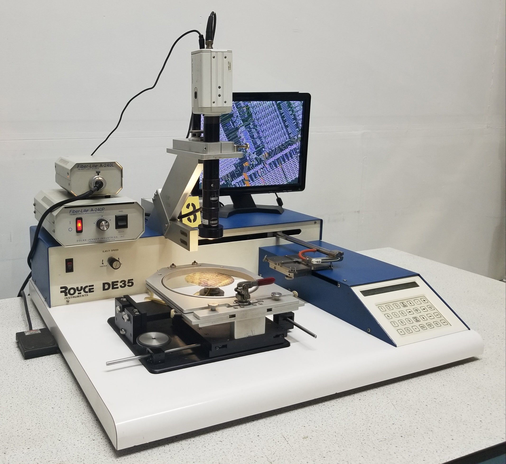 Used Royce DE35 Pick and Place System