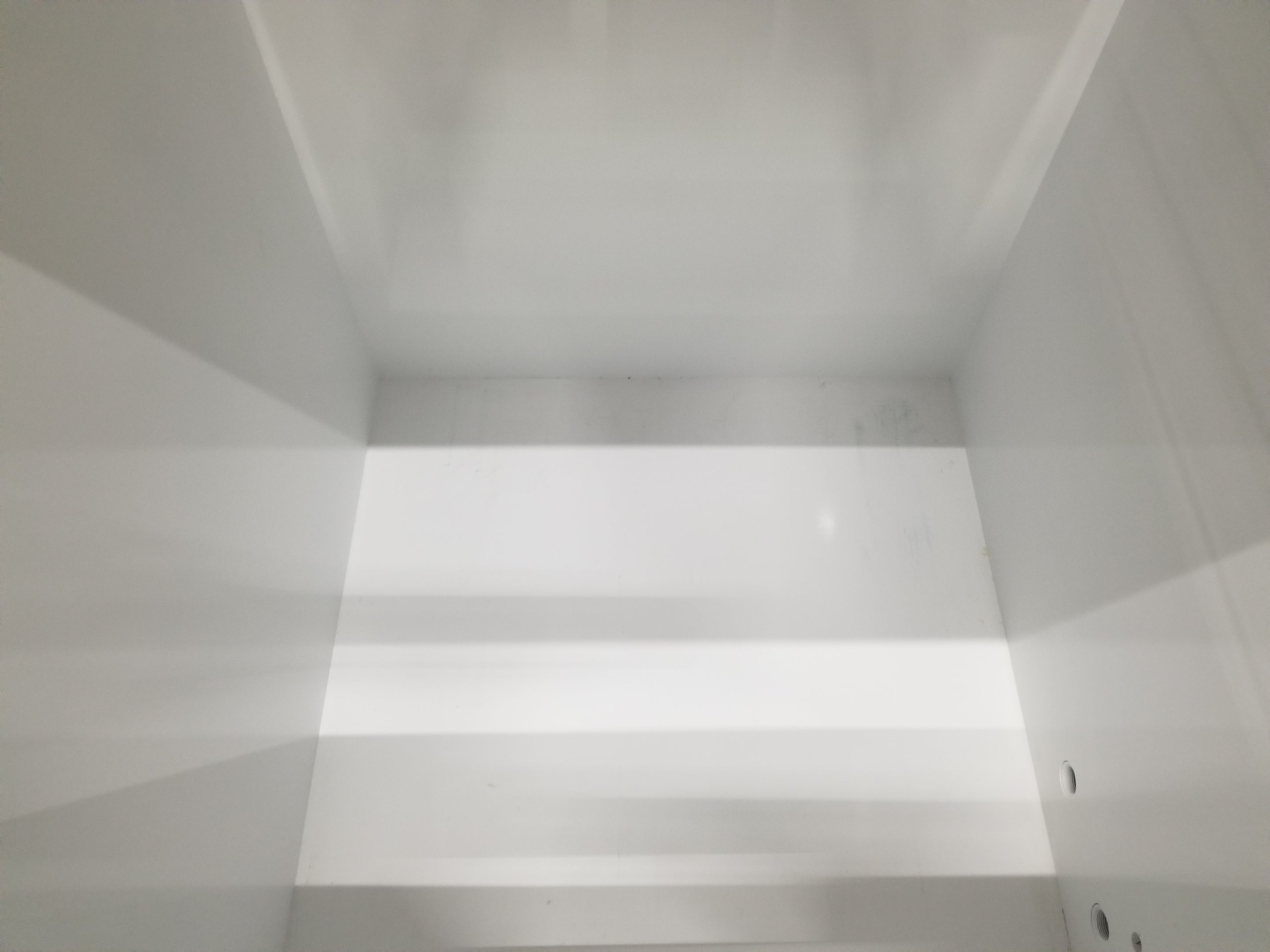 Used Terra Universal 1590-68 High Capacity Vacuum Chamber 35" x 35" x 35"