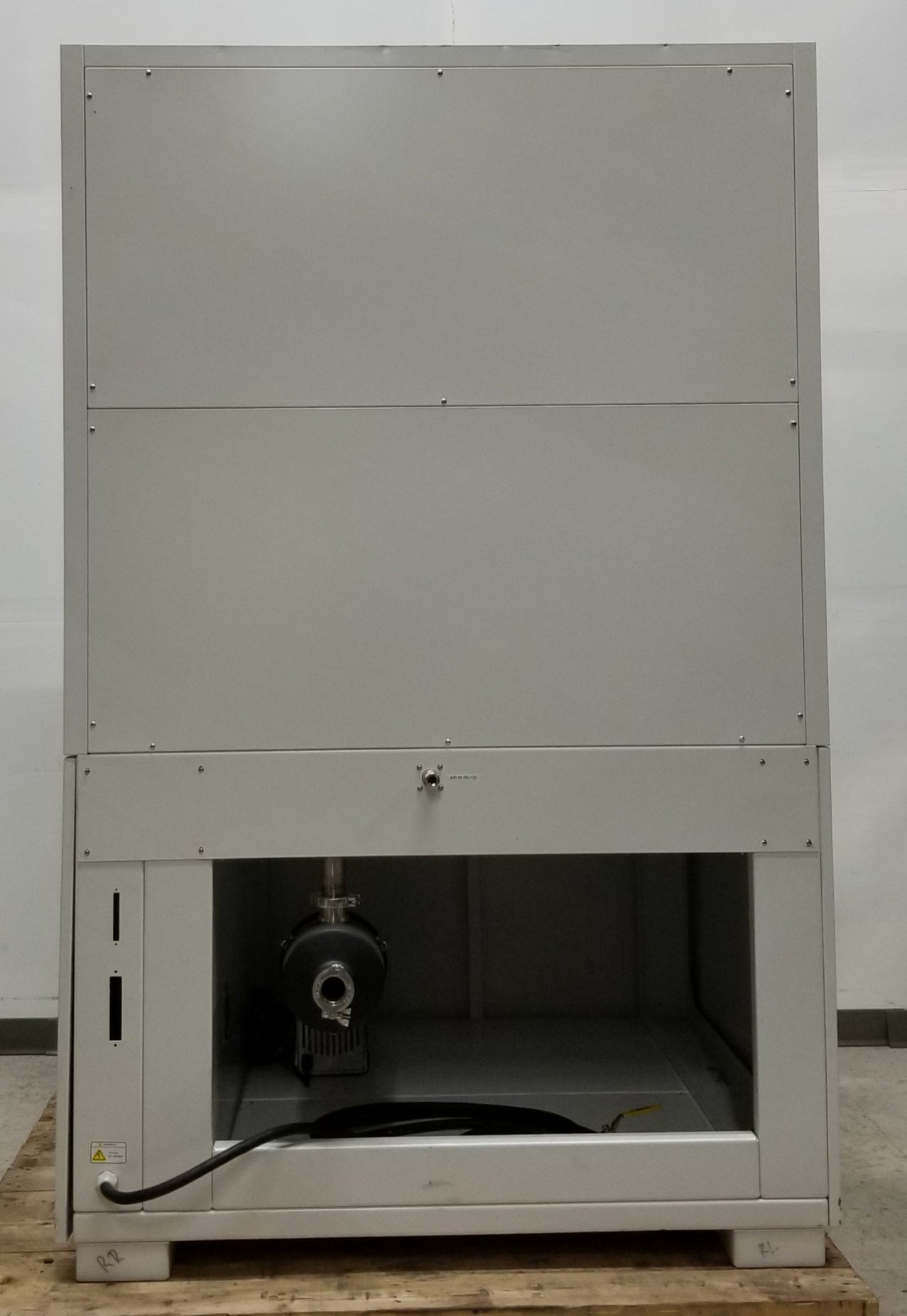 Used Yamato DP-103C Large Vacuum Oven, 1000L 39" x 39" x 39"