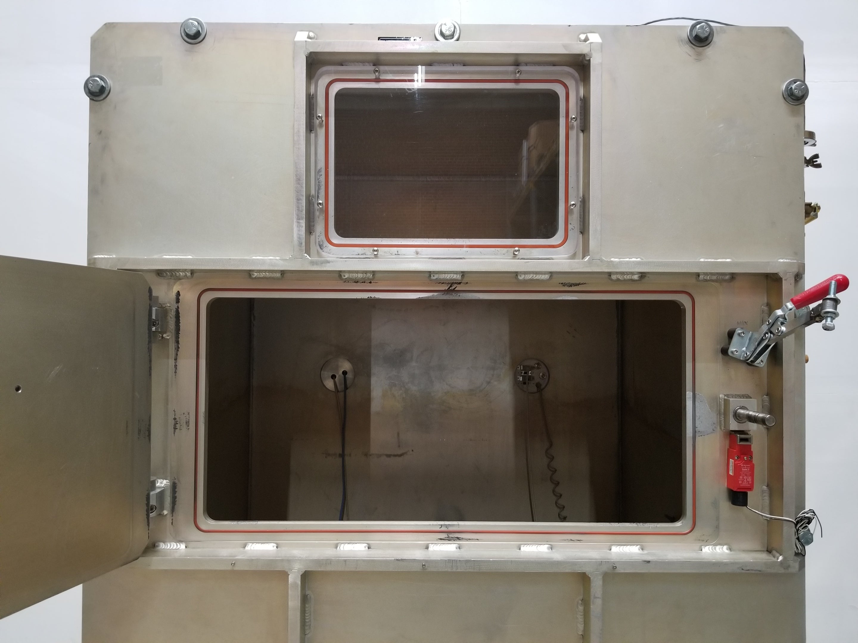 Used Abbess Instruments High Capacity Vacuum Chamber I.D. 43"W x 32"D x 63"H