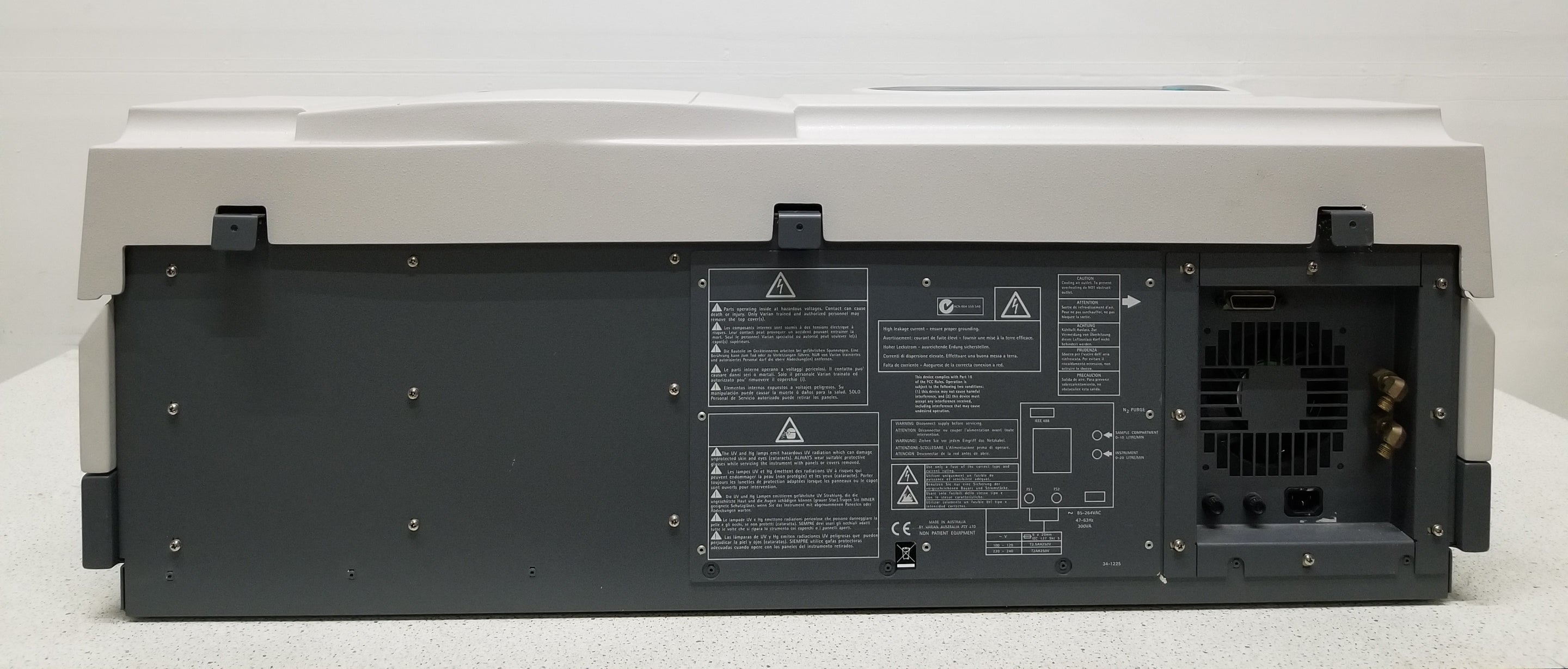 Used Varian CARY 5000 High Performance UV-VIS-NIR Spectrophotometer with DRA-2500 Diffuse Reflectance Accessory