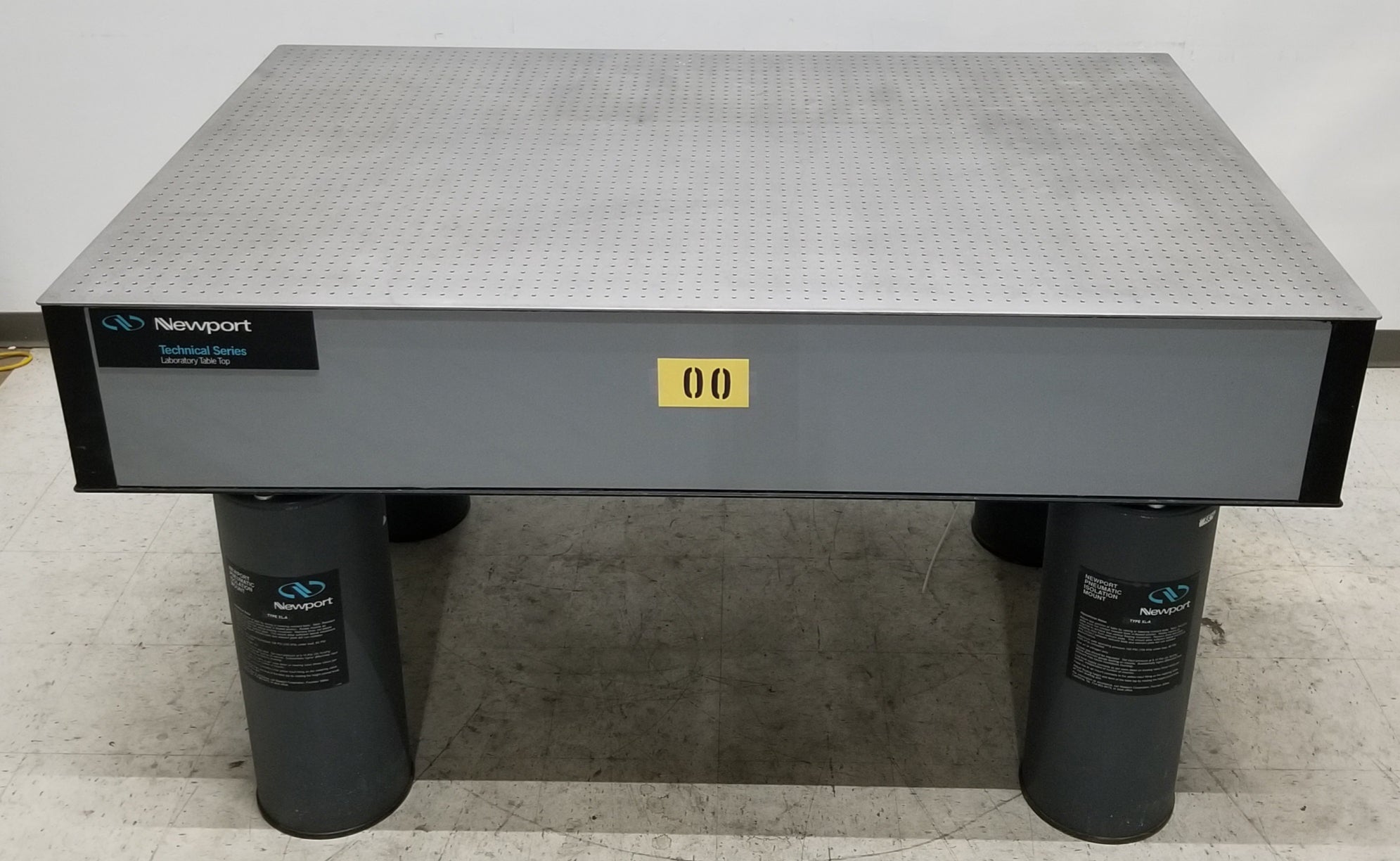 Used Newport 4 X 6 Optical Breadboard Table