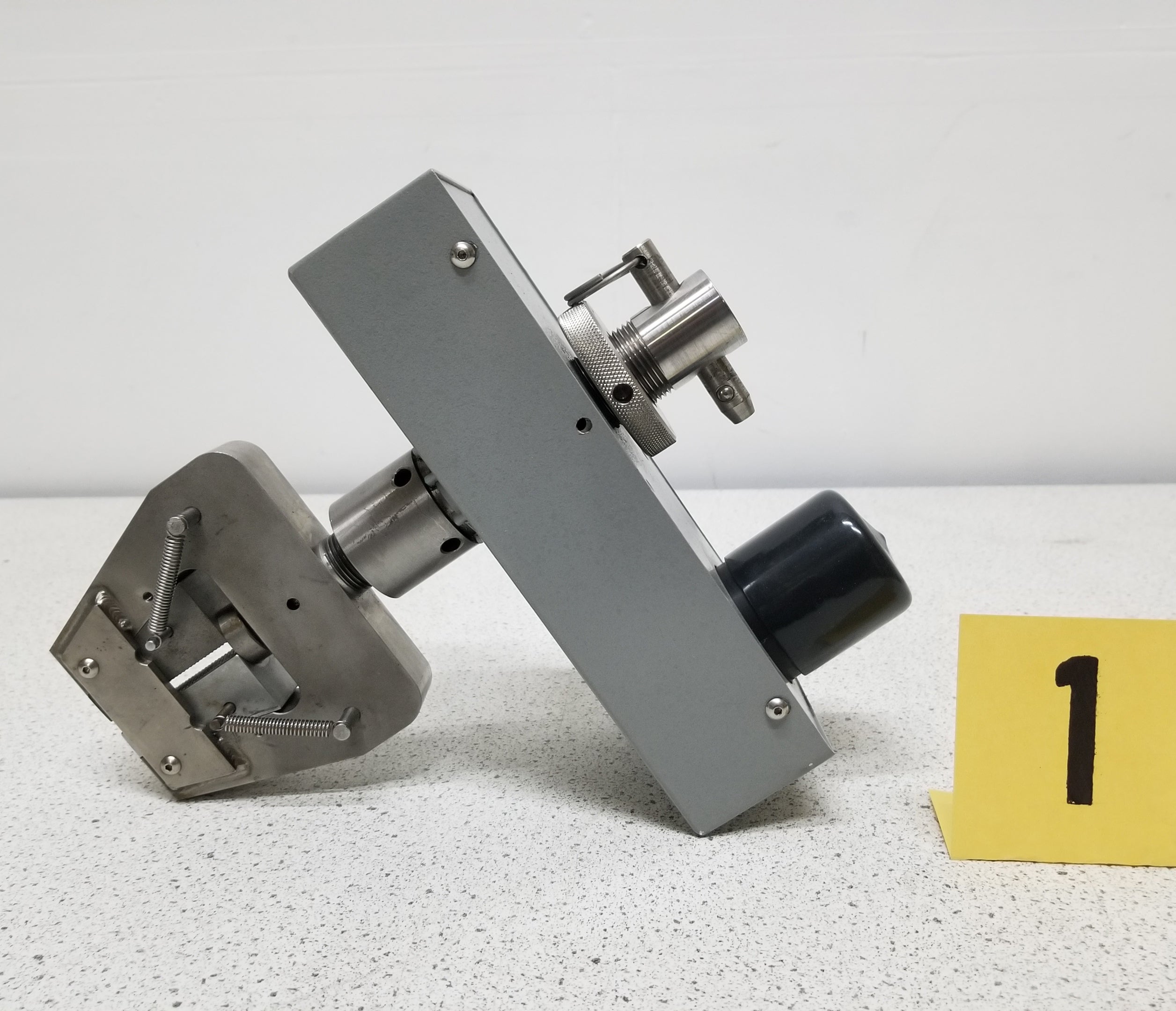 Used INSTRU-MET Elec-Trex Wedge Grip Electric Motor Driven Wedge Action Grip