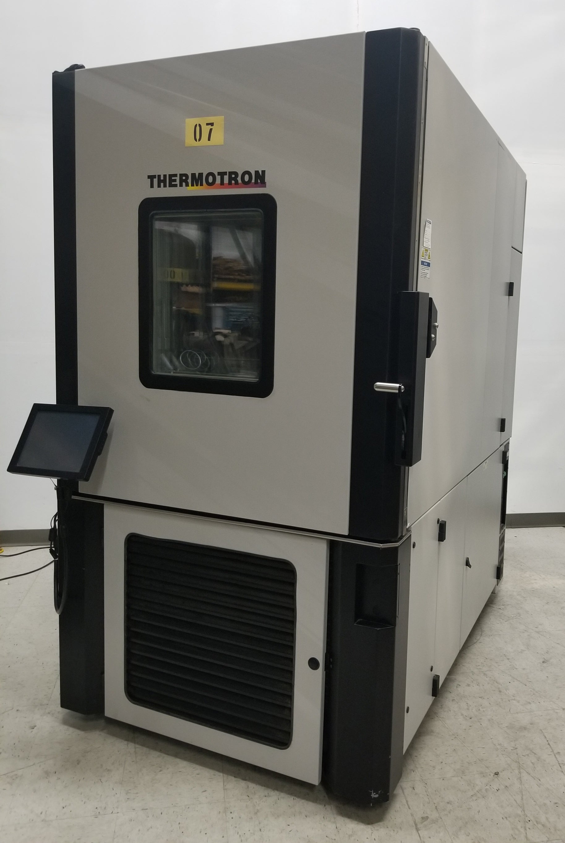 Used Thermotron SE-1000-3-3 Temperature &amp; Humidity Chamber