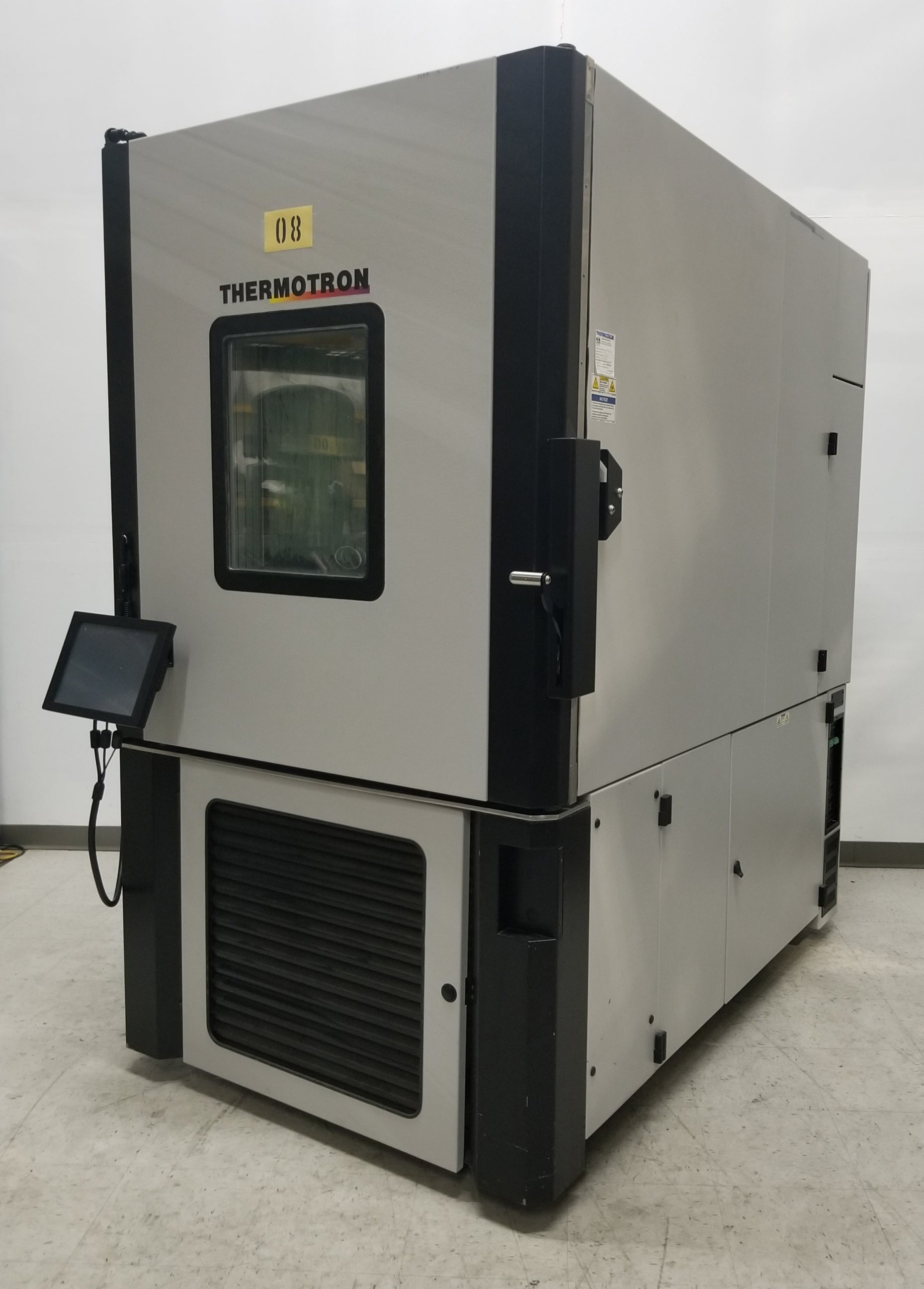 Used Thermotron SE-1000-3-3 Temperature and Humidity Chamber