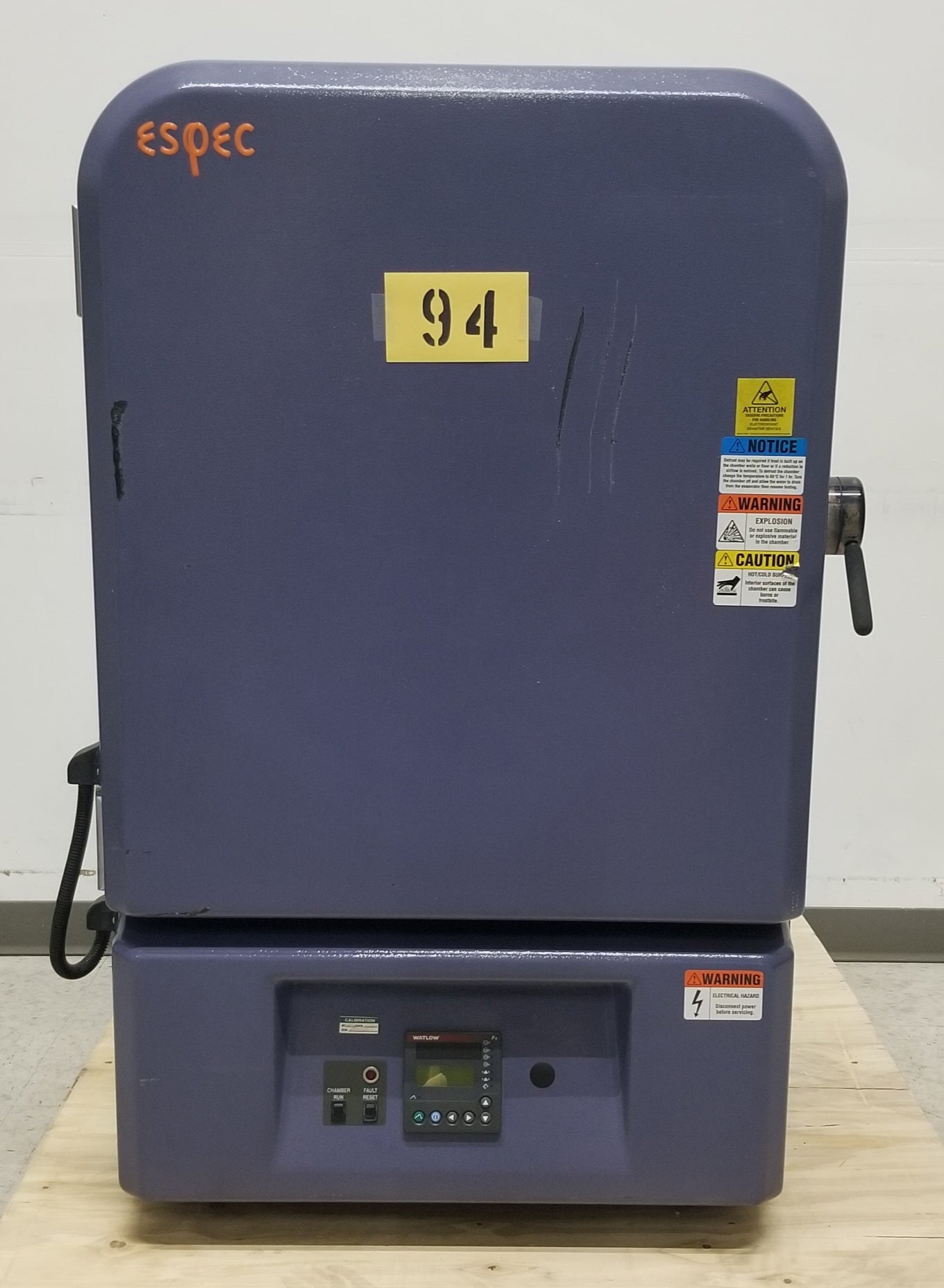 Used Espec BTL-433 Temperature/Humidity Chamber