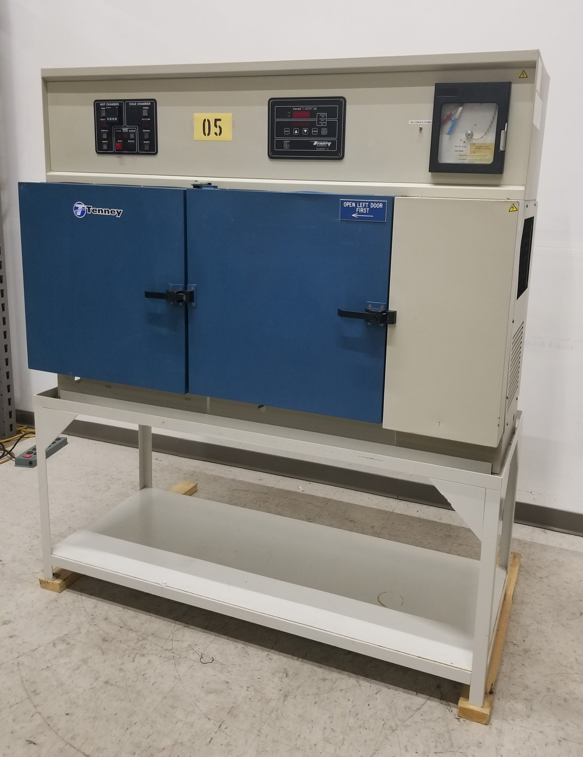 Used Tenney Thermal Shock Jr Benchtop Thermal Shock Chamber