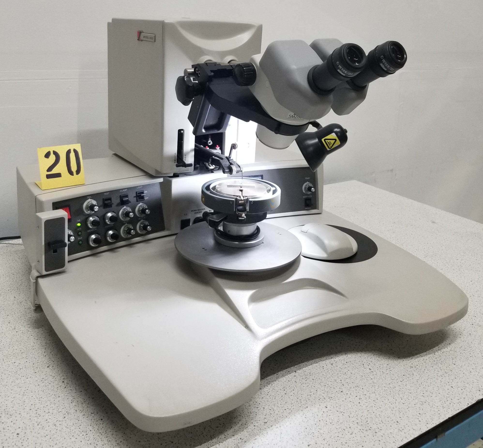 Used K&S 4523 Manual Deep Access Wedge Wire Bonder