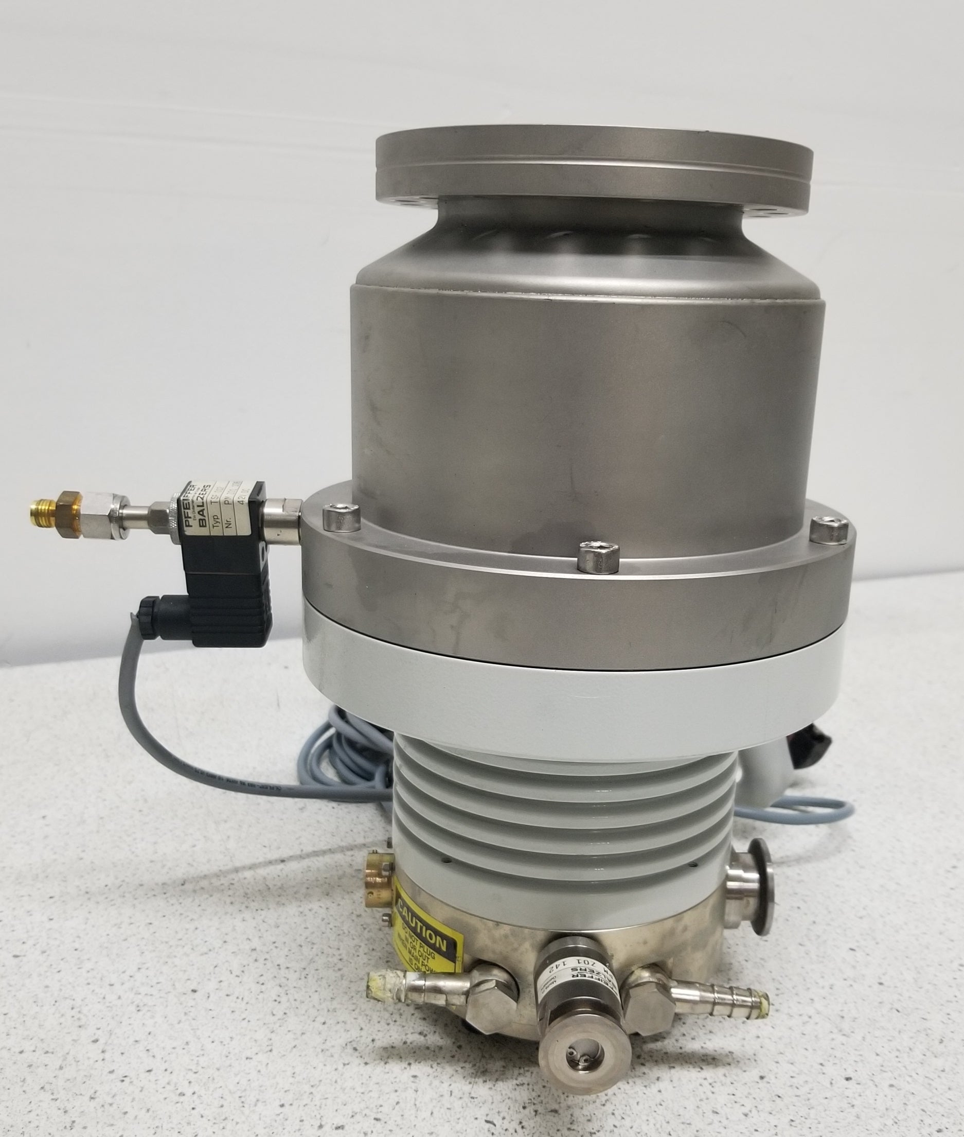 Used Pfeiffer TPU 450H Turbo Pump DN100CF Conflat W/ TCP380 Controller