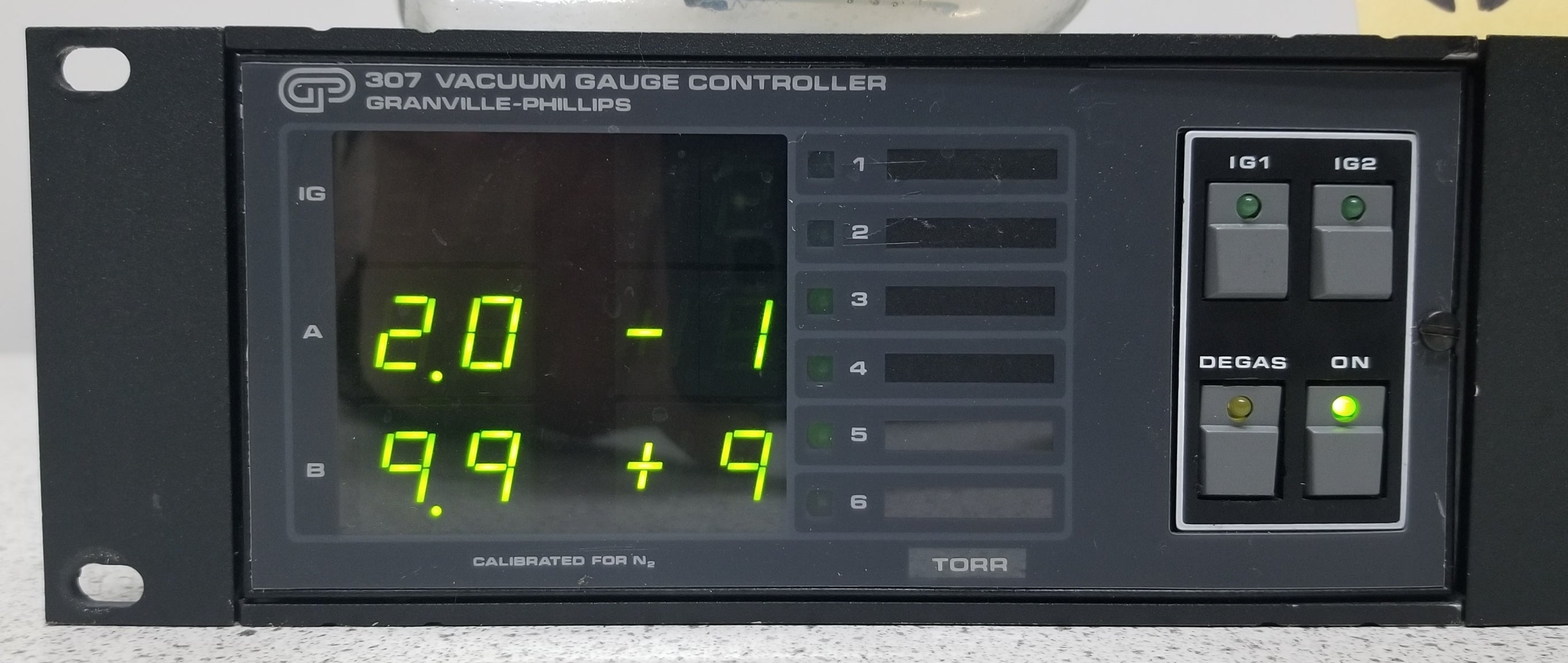 Used GRANVILLE PHILLIPS 307 Vacuum Gauge Controller with TC and Ion Gauge