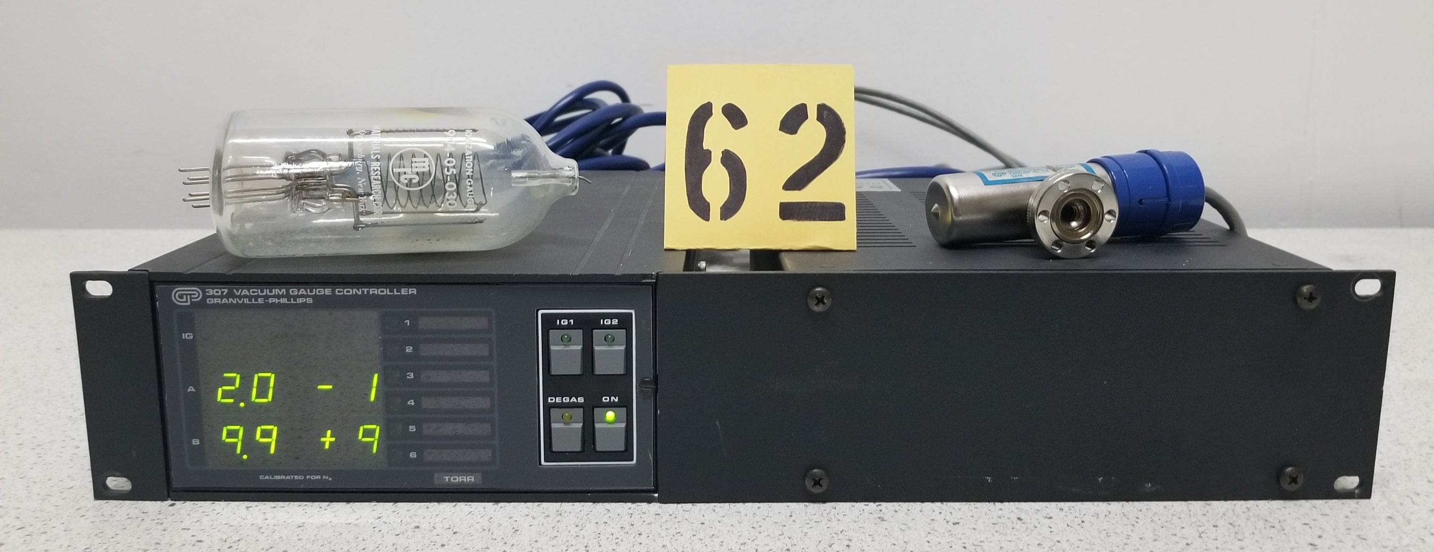 Used GRANVILLE PHILLIPS 307 Vacuum Gauge Controller with TC and Ion Gauge