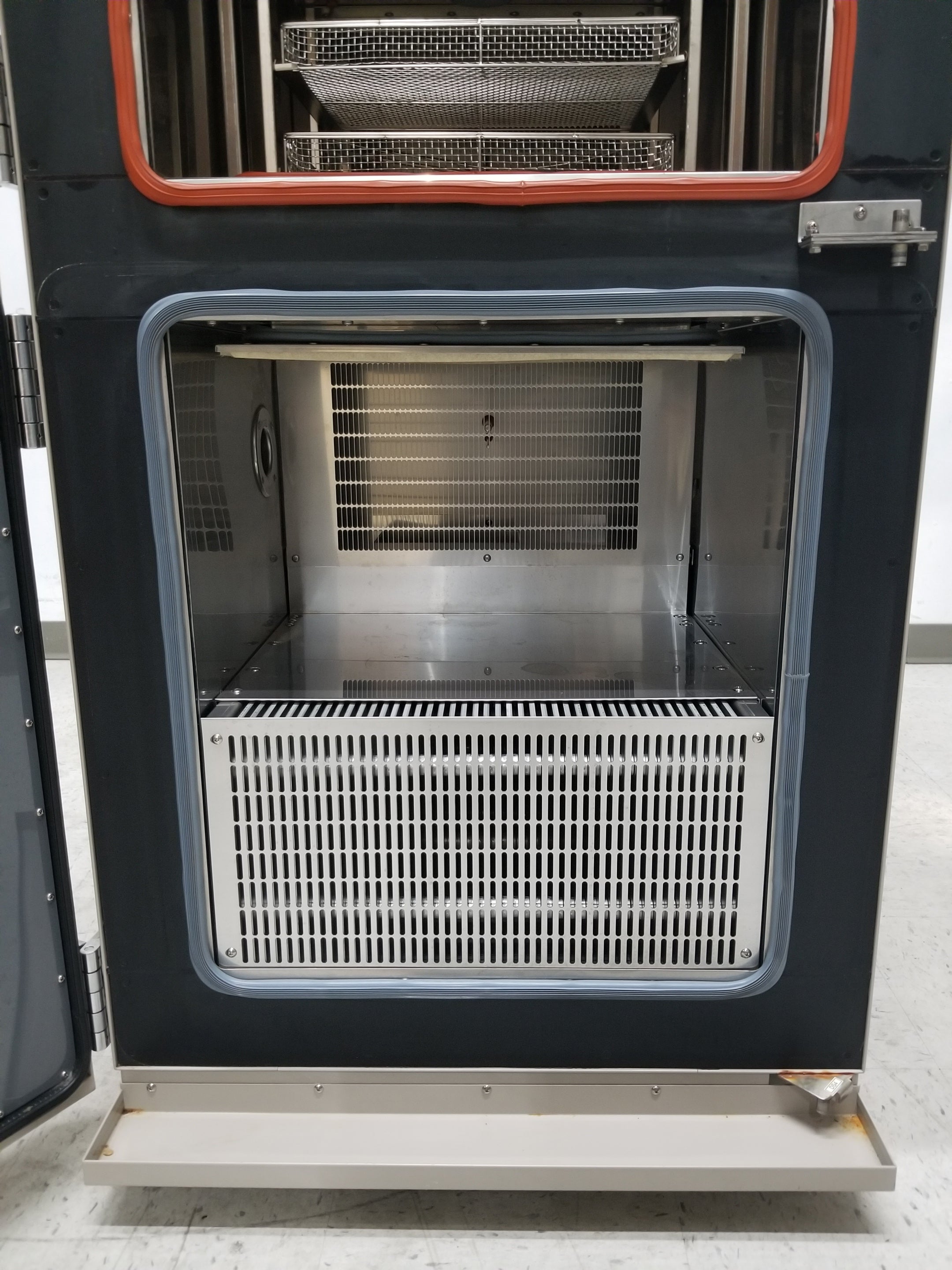 Used ESPEC TSE-11A Compact Thermal Shock Chamber
