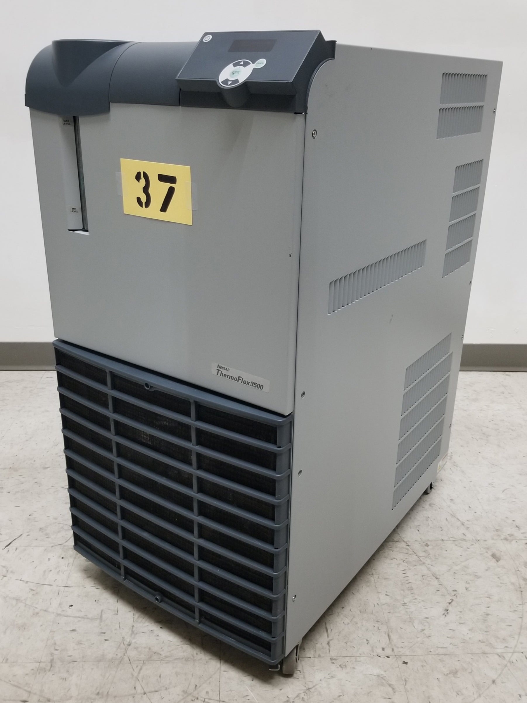 Used Neslab Thermoflex 3500 Air Cooler Refrigerated Recirculating Chiller