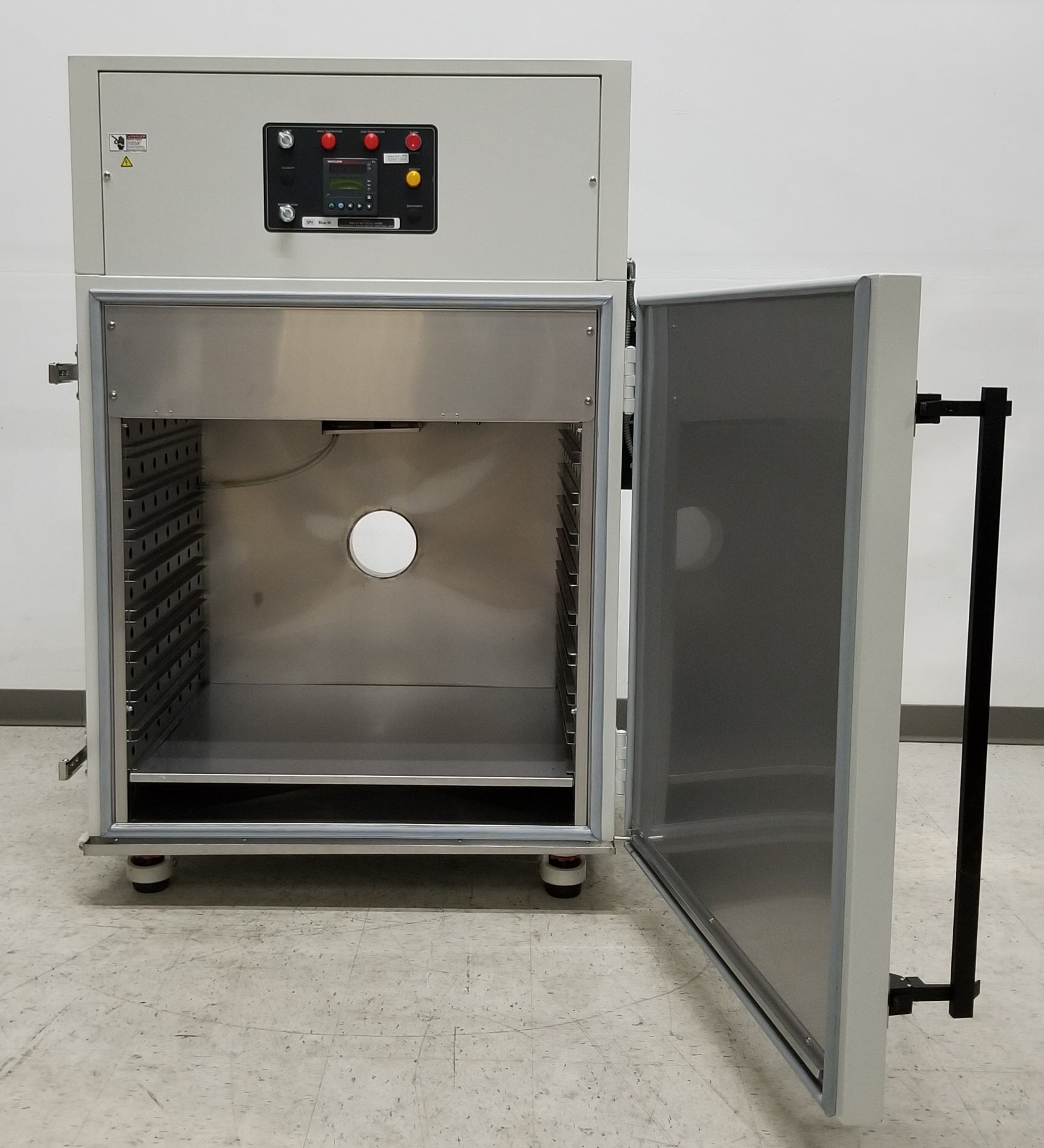 Blue M Lunaire CEO916-2 Temperature Stability Test Chamber 0°C to 99°C