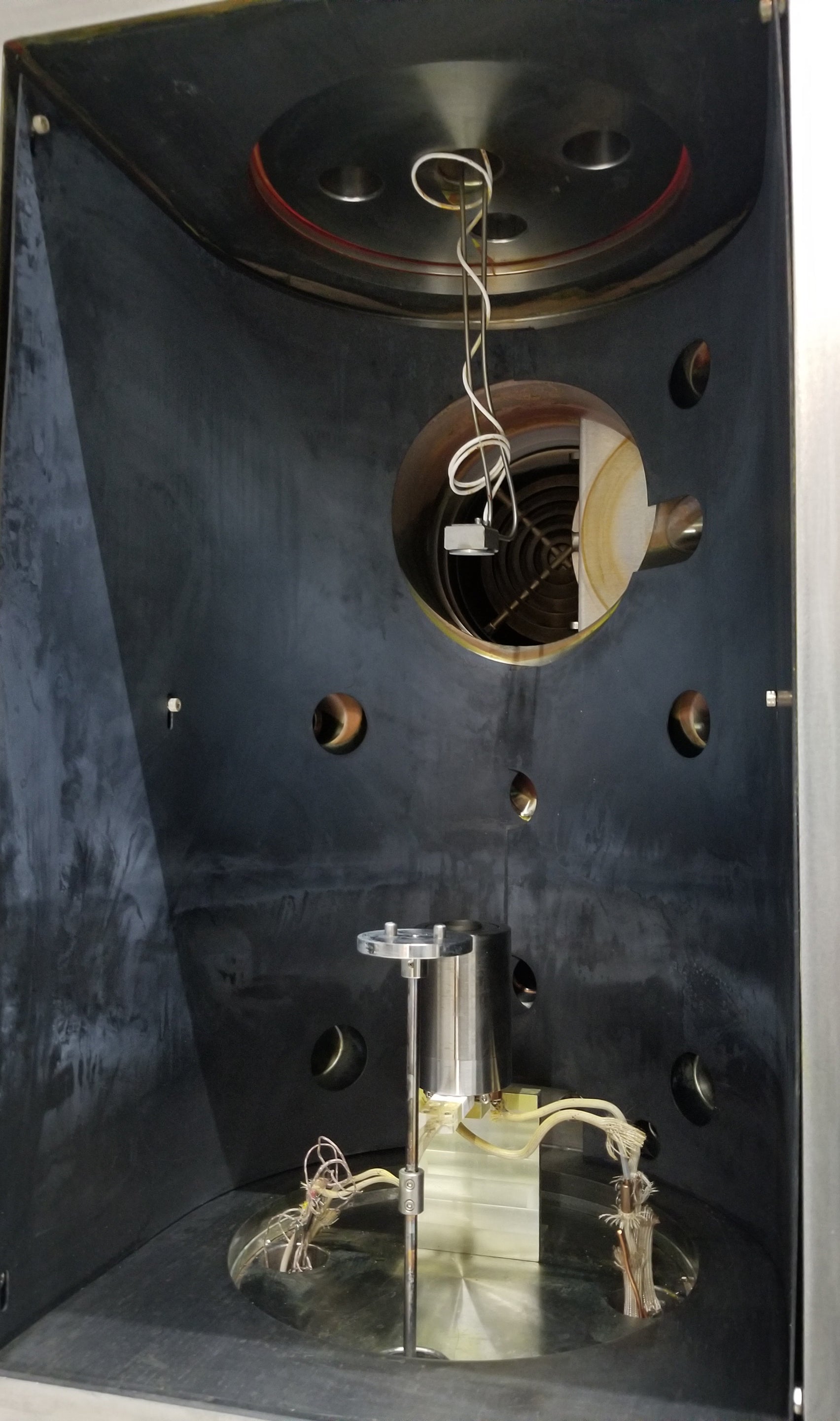 Kurt J Lesker PVD 75 OLED Organic Materials Evaporation Deposition System