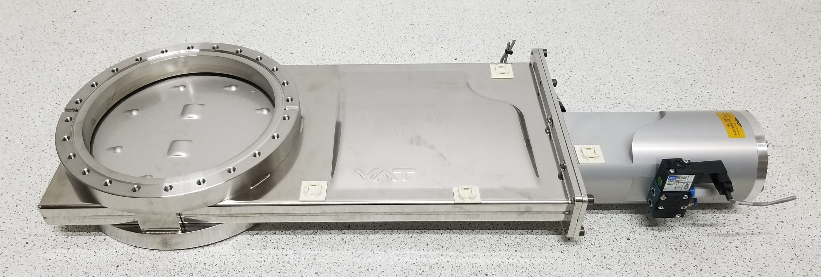 Used Vat 11046-UE44-0001/005 Stainless 200MM Conflat Gate Valve