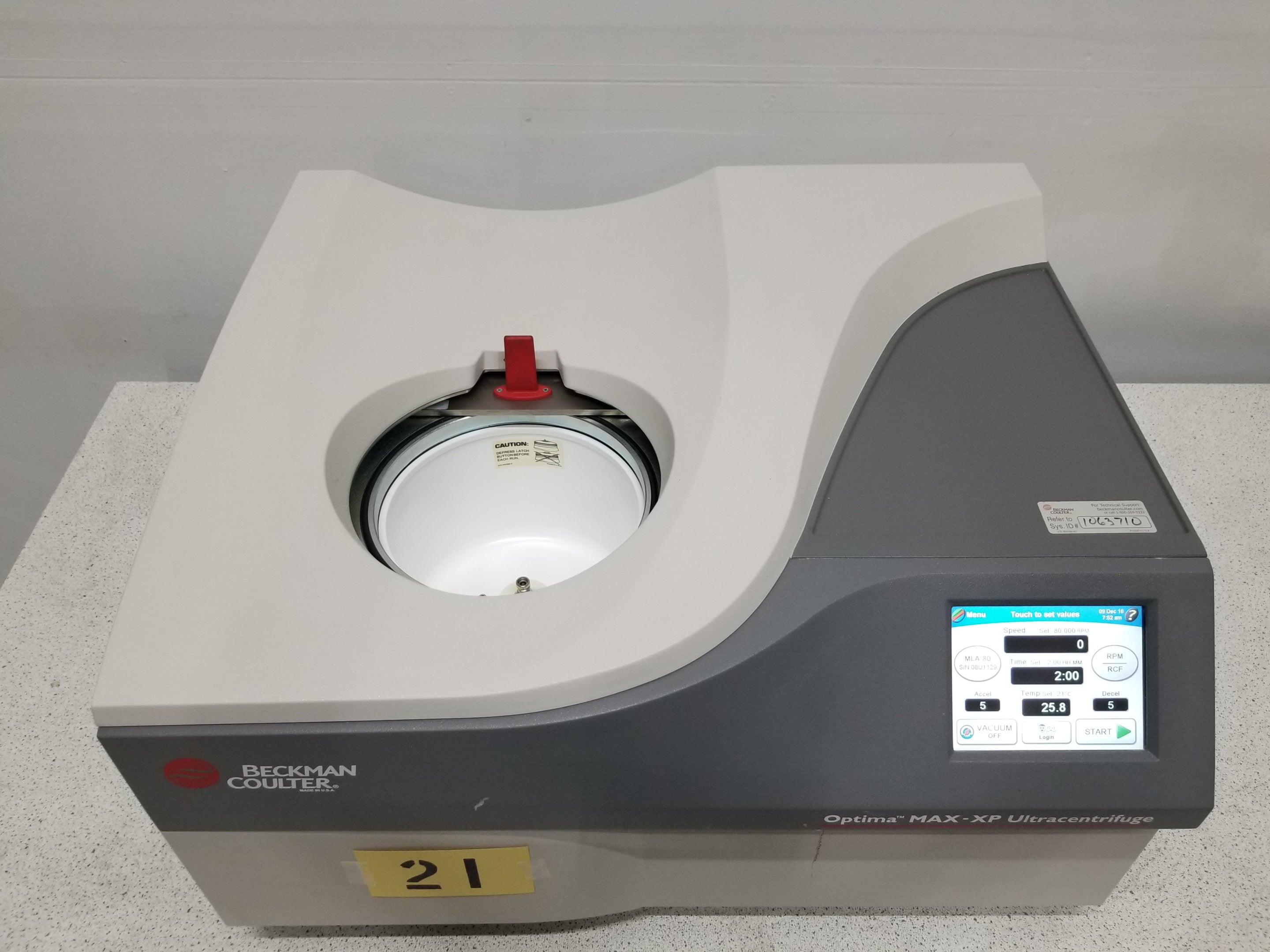 Beckman Coulter Optima MAX-XP Ultracentrifuge