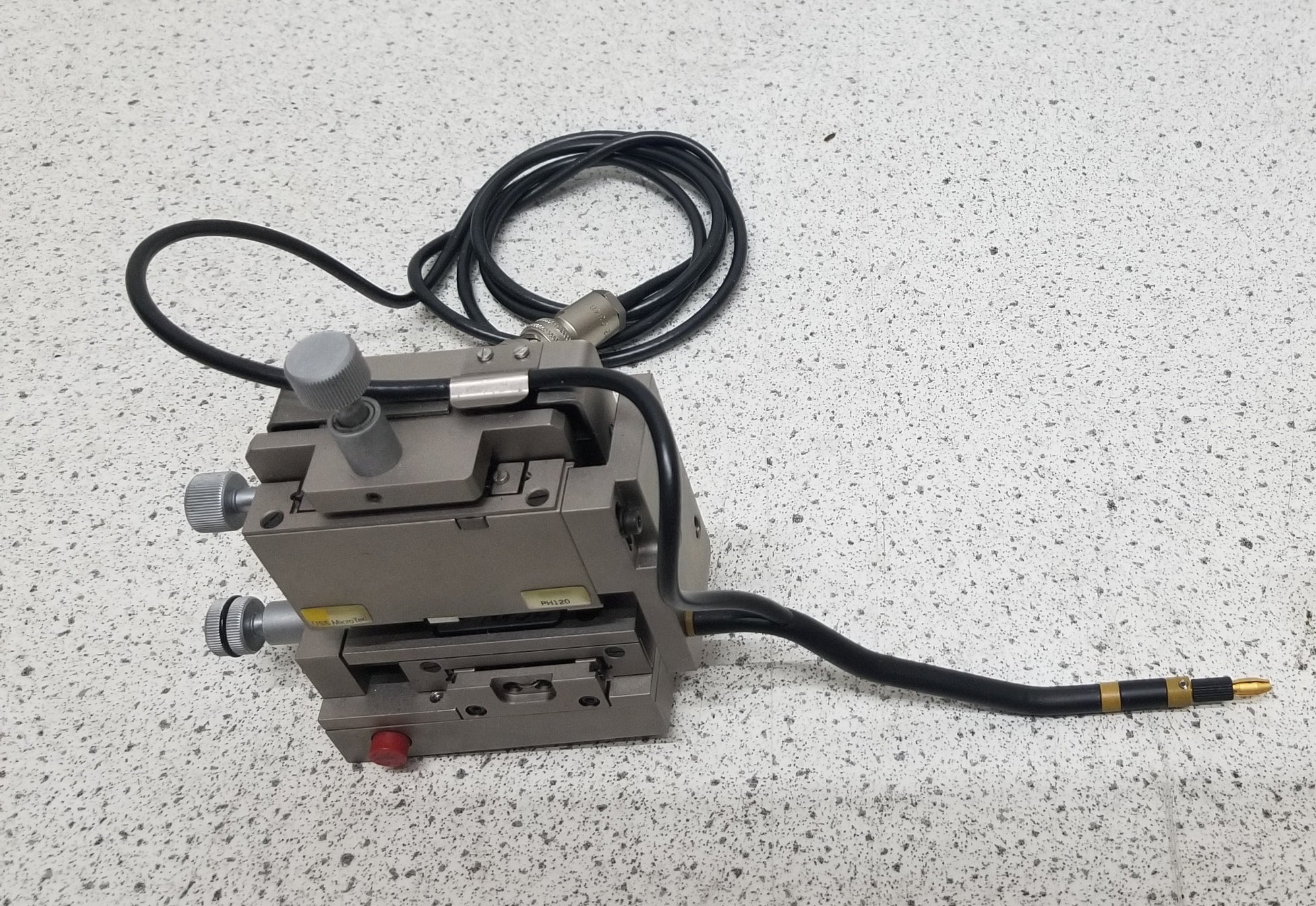 Suss Microtec PH120 Vacuum Base Precision Probe Manipulator