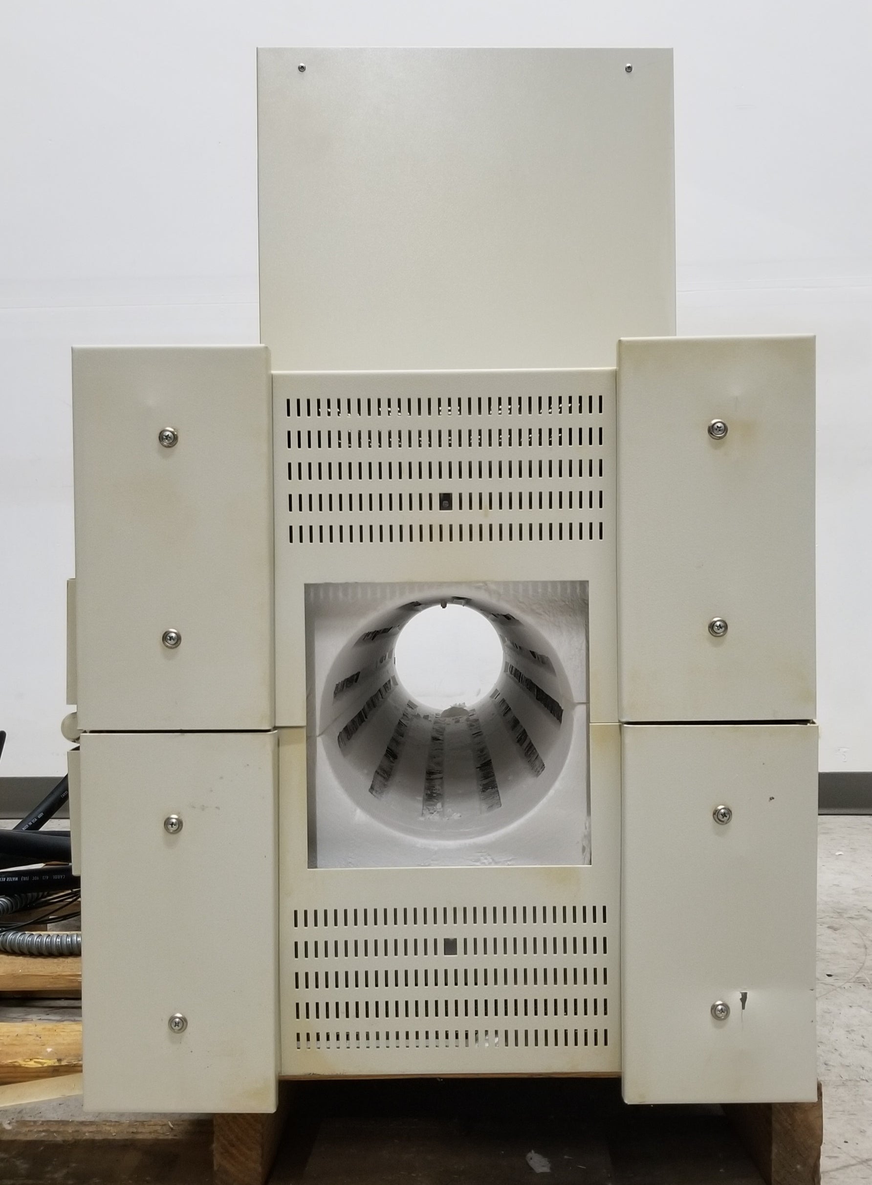 LINDBERG/BLUE M HTF55667C 1200°C Split Hinge  Three Zone Tube Furnace with Digital Controls