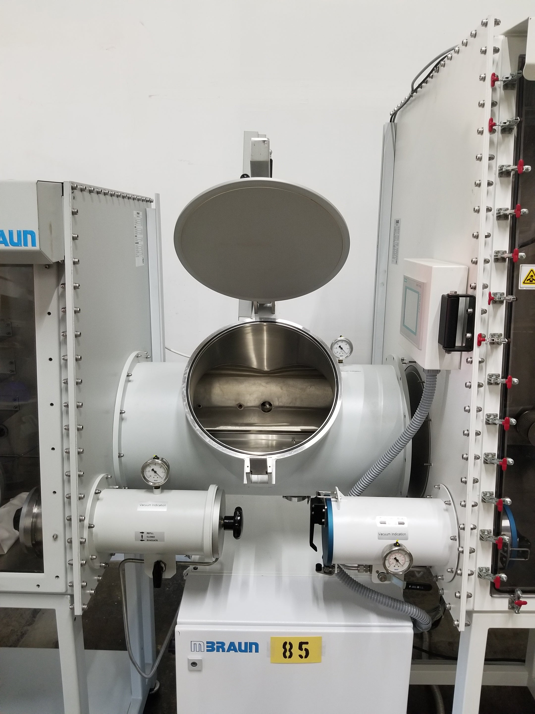 Used MBraun Labmaster 130/MB200B Dual Chamber Custom Glove Box