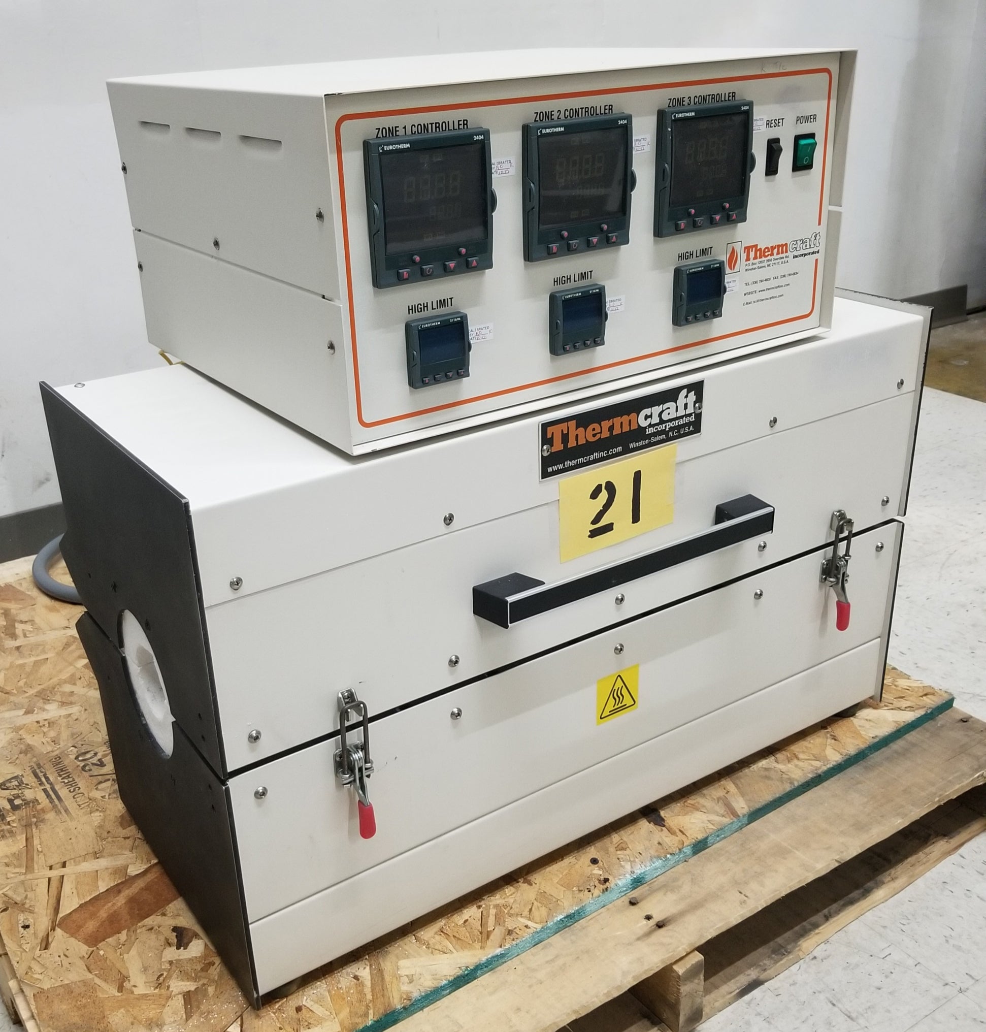 Thermcraft 1200°C 3-Zone Split Tube Furnace XST-3-0-24-3C