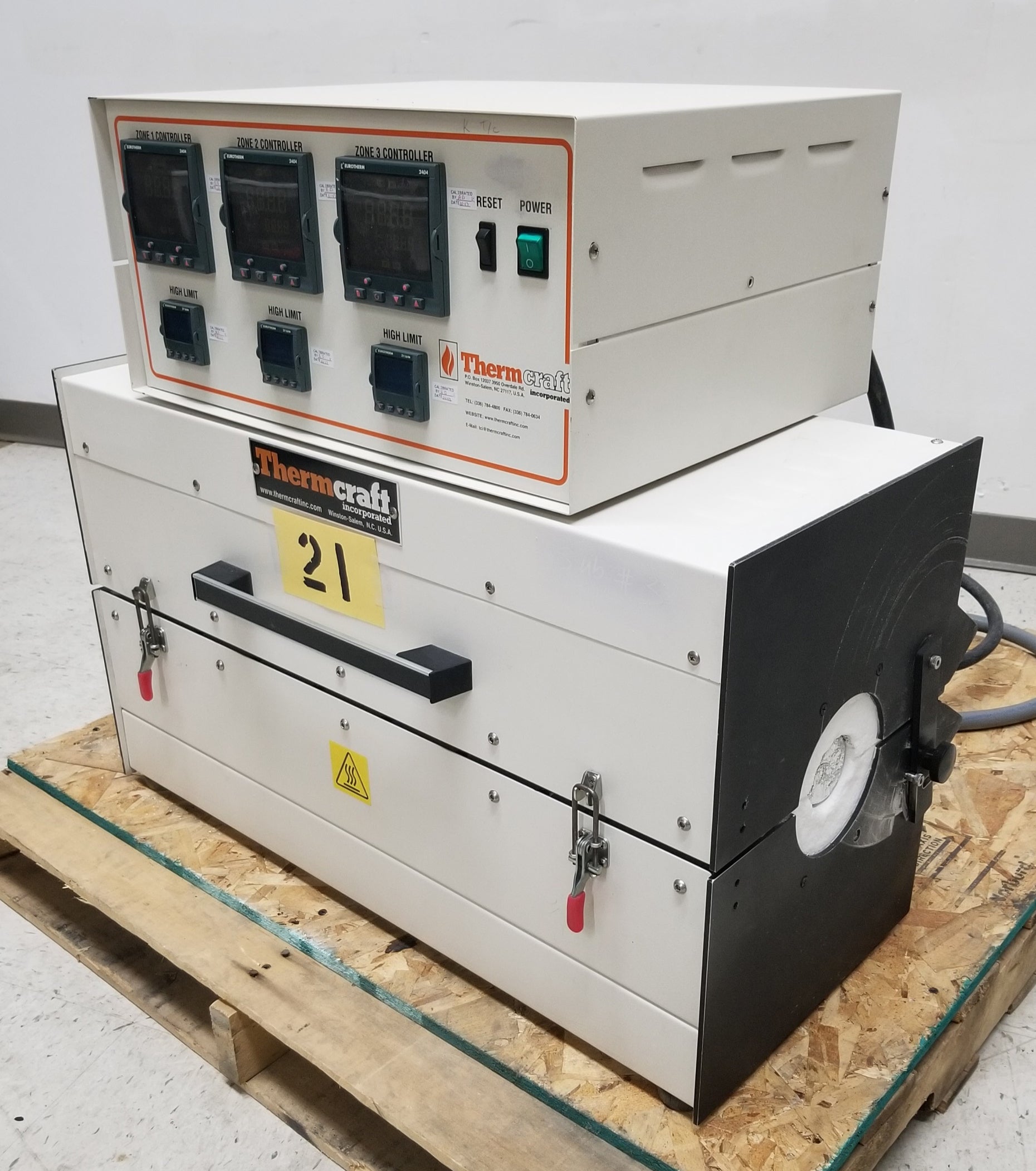 Thermcraft 1200°C 3-Zone Split Tube Furnace XST-3-0-24-3C