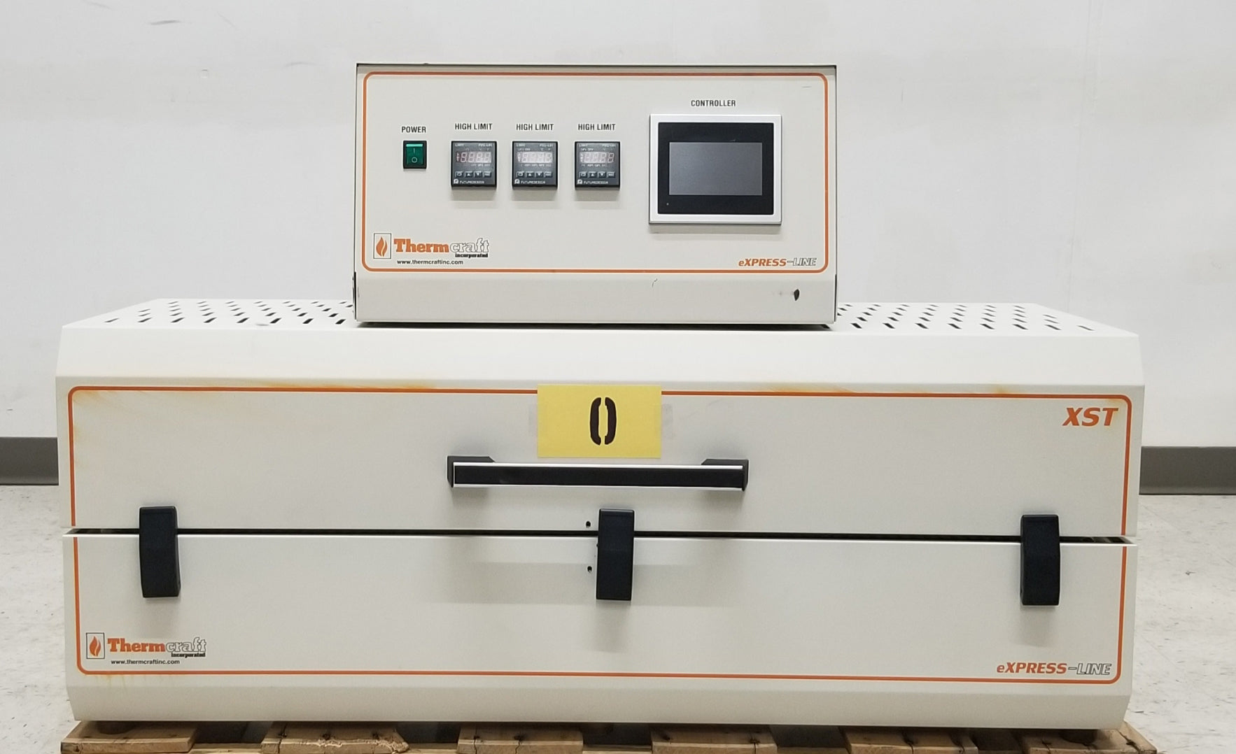 Thermcraft 1200°C 3-Zone Split Tube Furnace XST-3-0-36-3V2-F01-H