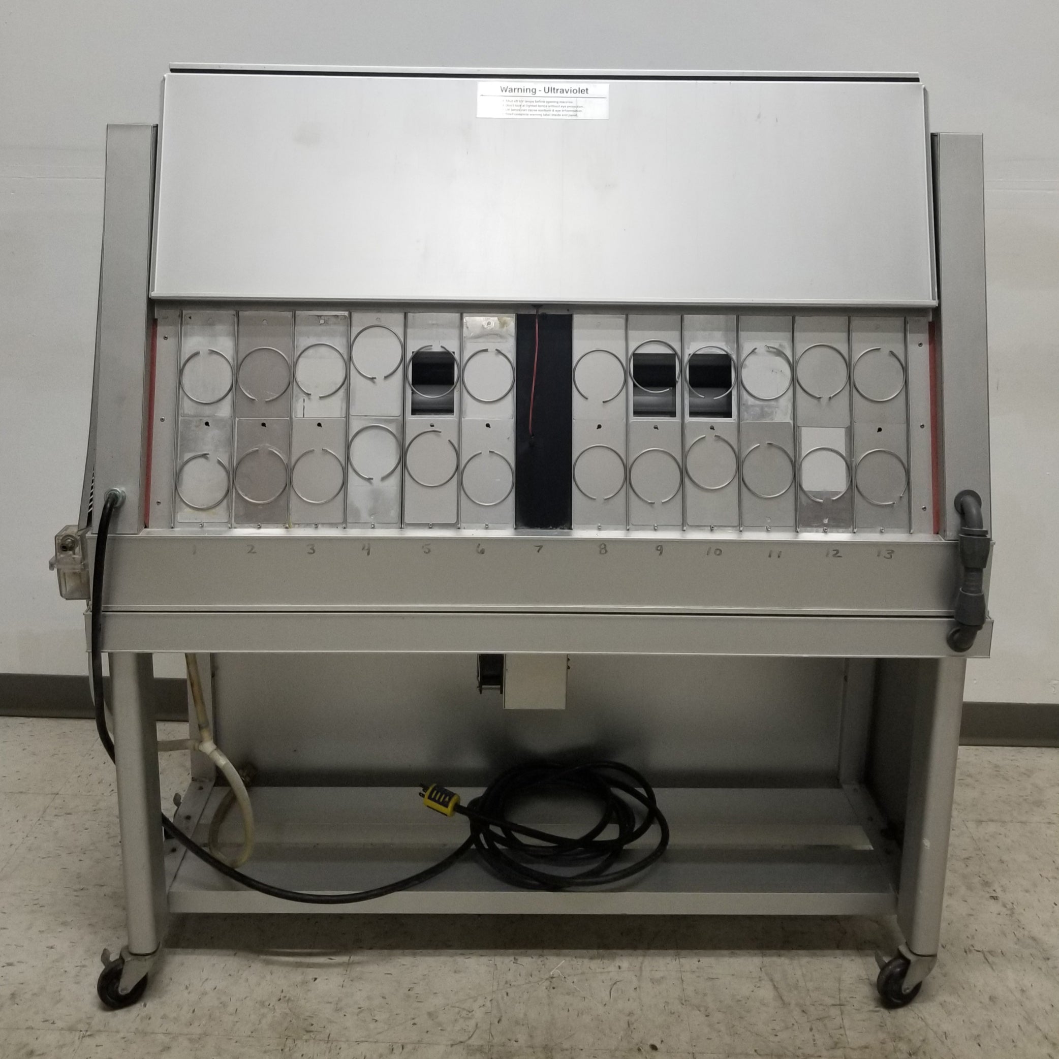 Q-PANEL QUV-BASIC Accelerated Weathering Tester