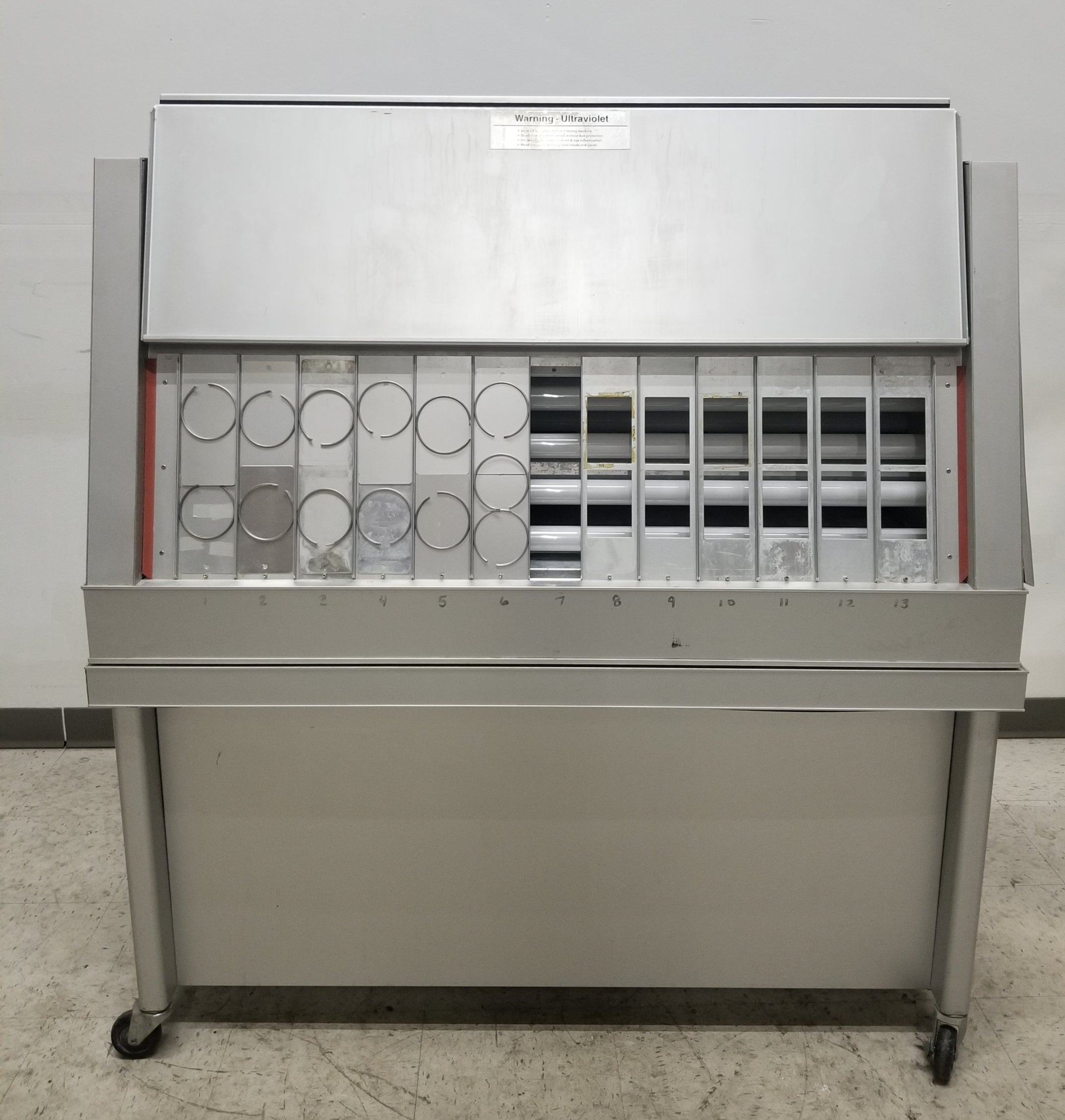 Q-PANEL QUV-BASIC Accelerated Weathering Tester
