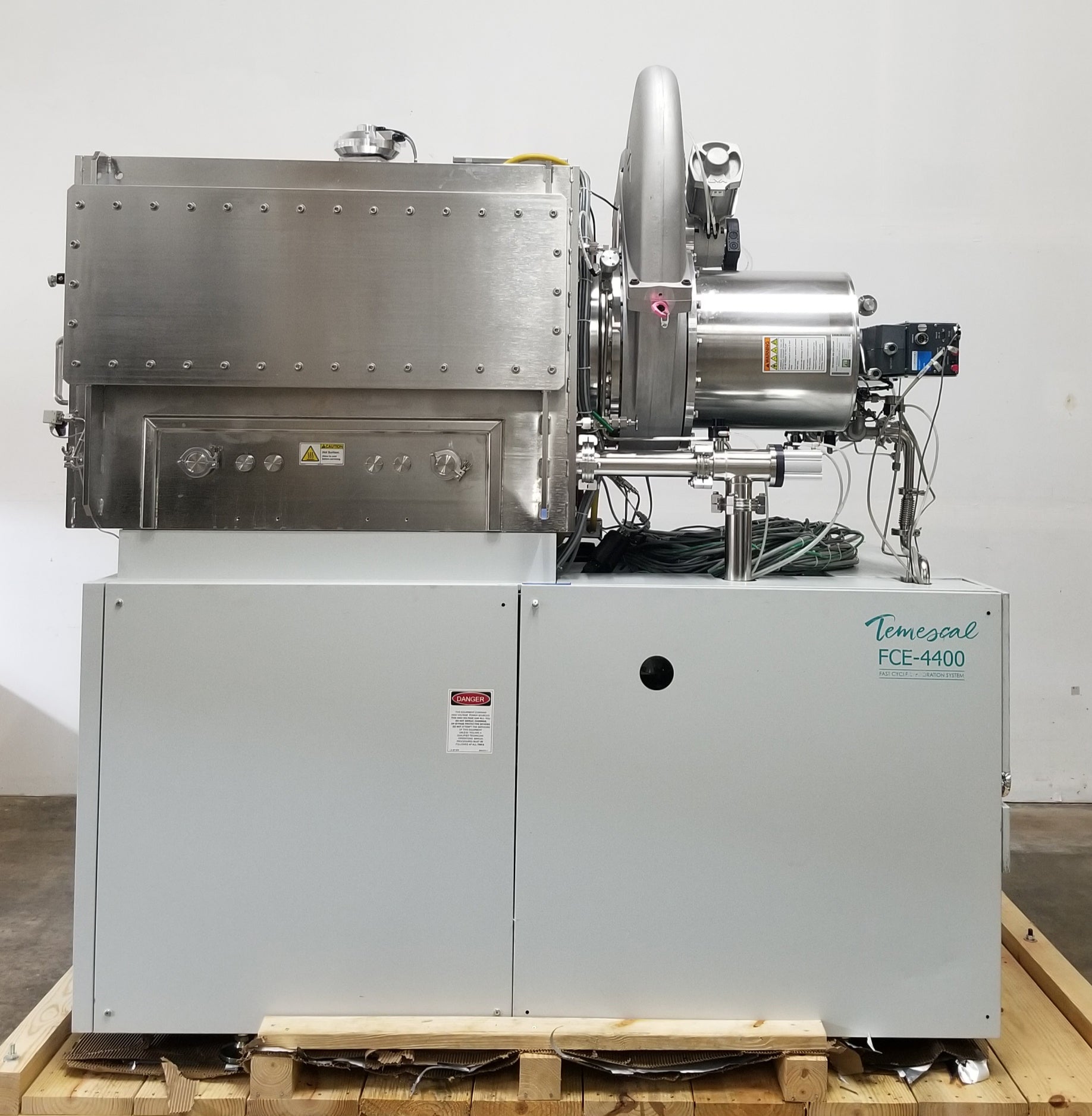 Temescal FC-4400 E-Beam Evaporator Deposition System